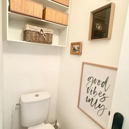 Apartment Grand Terrasse Climatise Et Calme *