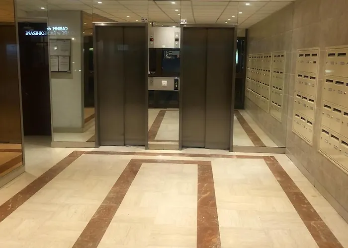 Апартаменты Grand Terrasse Climatise Et Calme Сен-Рафаэль