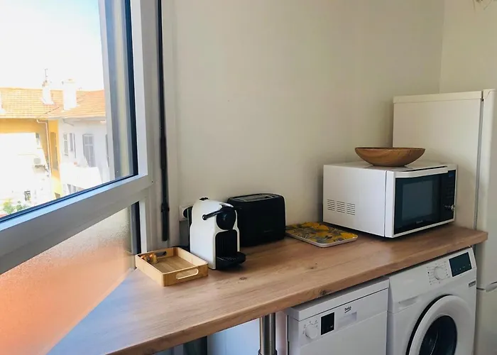 Grand Terrasse Climatise Et Calme Lägenhet