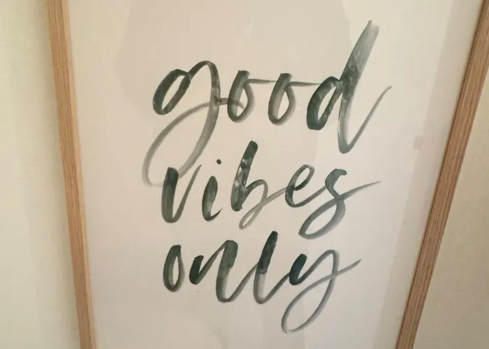 Grand Terrasse Climatise Et Calme