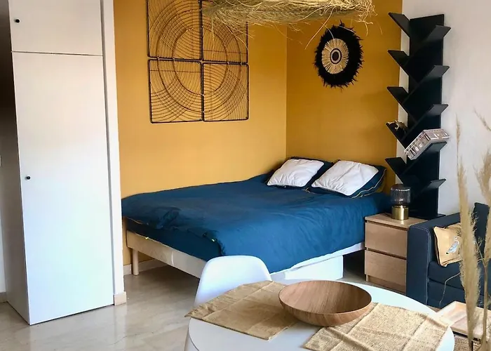 Grand Terrasse Climatise Et Calme Апартаменты